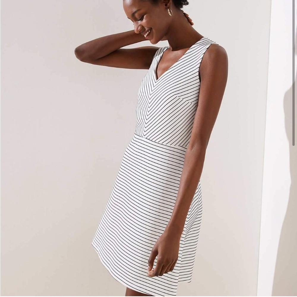 FINAL PRICE! 
Ann Taylor LOFT Chevron Stripe Dress